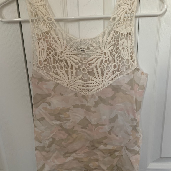 Charlotte Ruse Tank - Picture 3 of 4